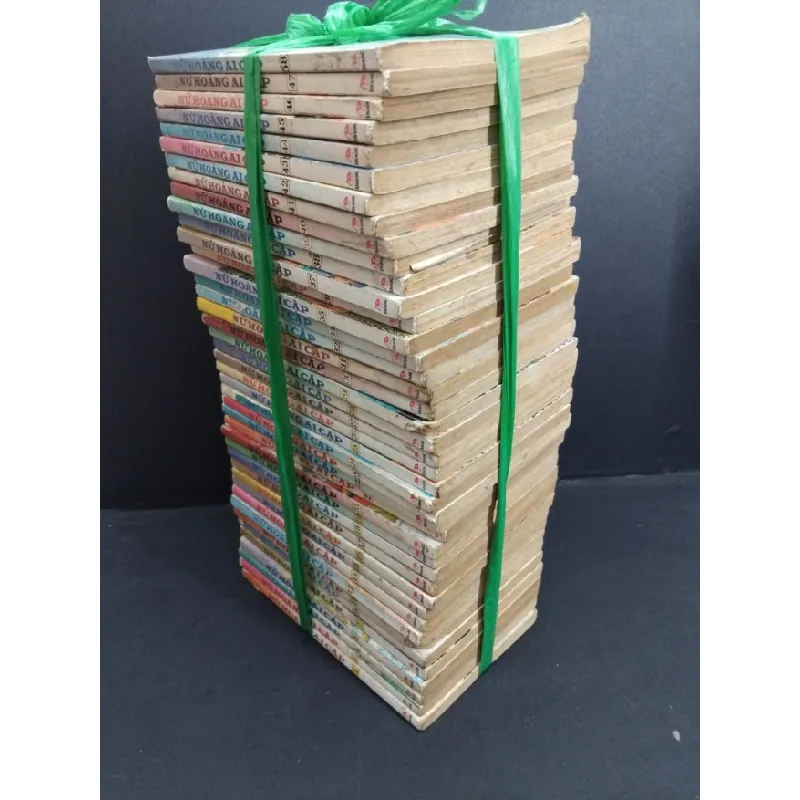 [Sách Cũ SCGR] Bộ 42 cuốn Nữ hoàng Ai Cập mới 80% ố HCM1001 Chieko Hosokawa & Fumin TRUYỆN TRANH 684523