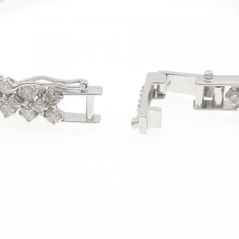 K18WG Vòng tay kim cương 5.70CT - Hàng hiệu Chính hãng 871981