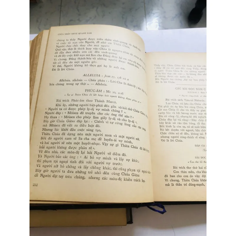 SÁCH LỄ – MÙA QUANH NĂM I & II ✝️ 1970 755199