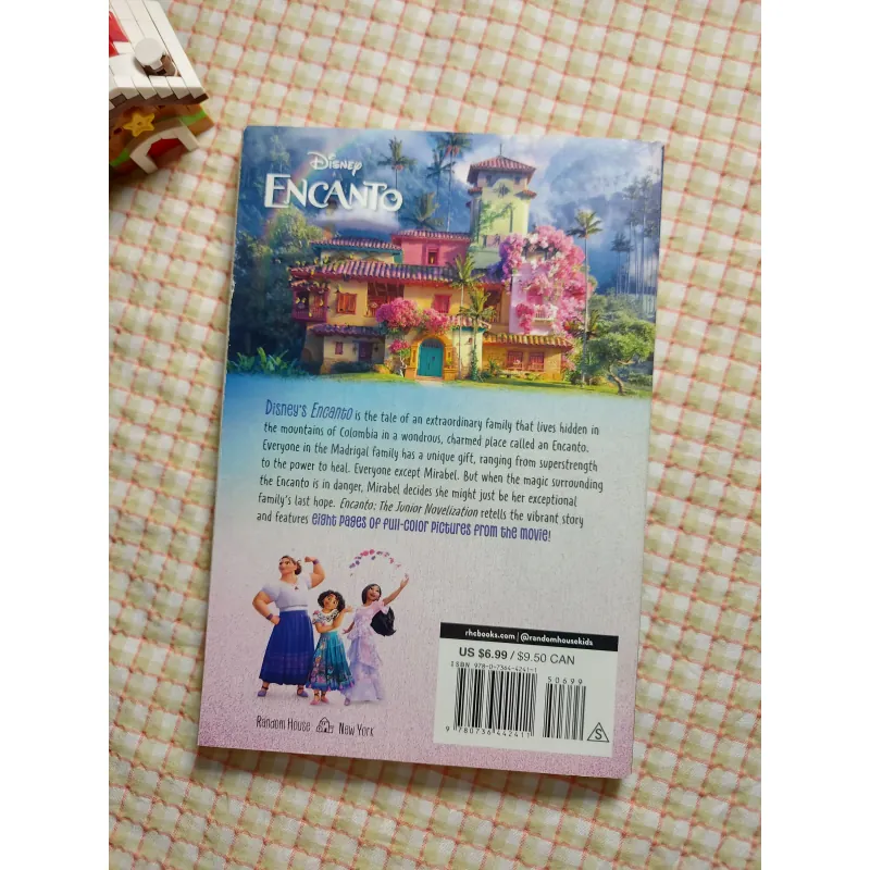 ENCANTO - THE JUNIOR NOVELIZATION - <Disney> 751830