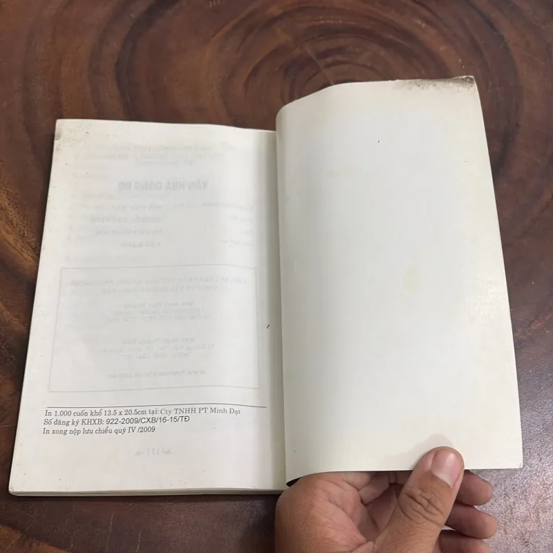 II Văn Hoá Việt: Văn Hoá Dòng Họ - Vân Hạnh - 2009 1022424