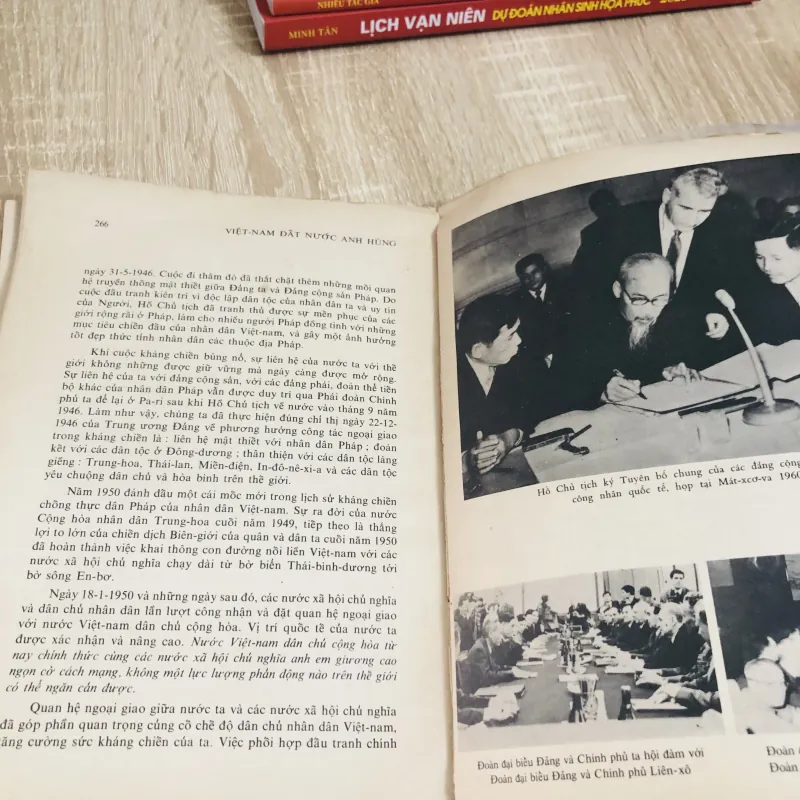 VIỆT NAM ĐẤT NƯỚC ANH HÙNG 1024392