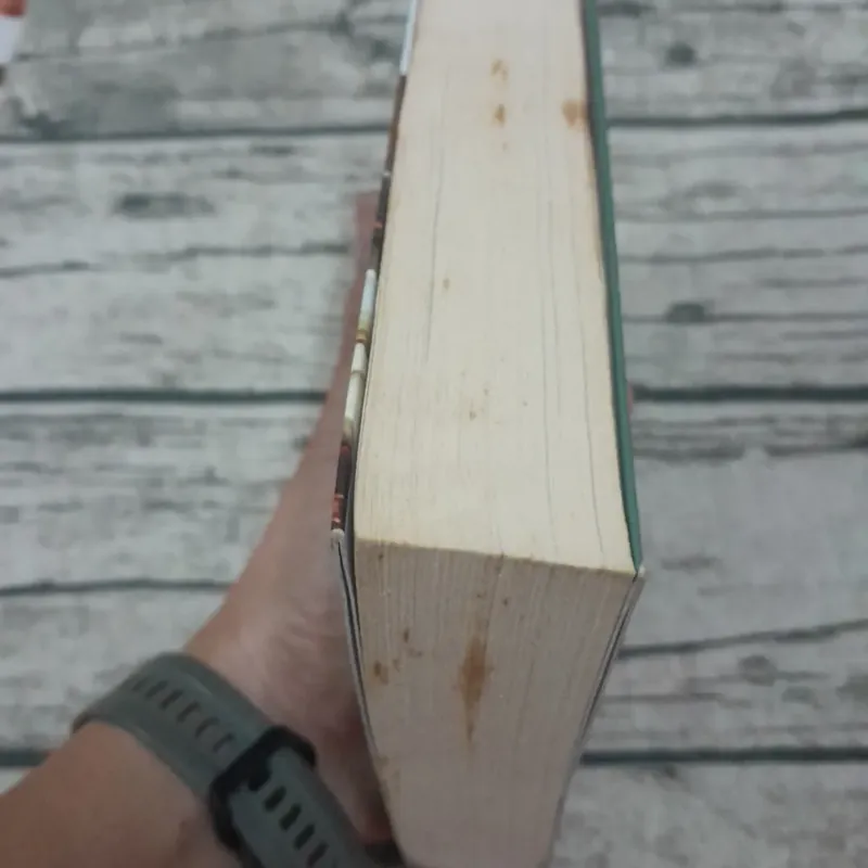 Chiếc cút áo của Napoleon và 17 phân tử thay đổi thế giới. Tiến sỹ Penny Le Cout. và Jay  681987