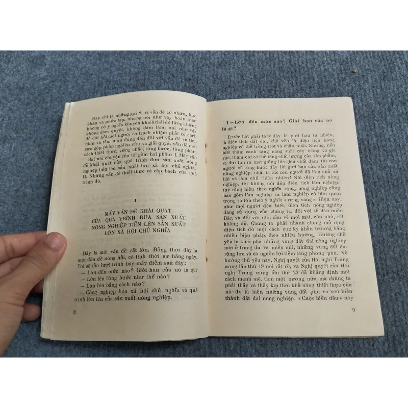 RA SỨC PHẤN ĐẤU CHO MỘT NỀN NÔNG NGHIỆP LỚN XÃ HỘI CHỦ NGHĨA - PHẠM VĂN ĐỒNG 688808
