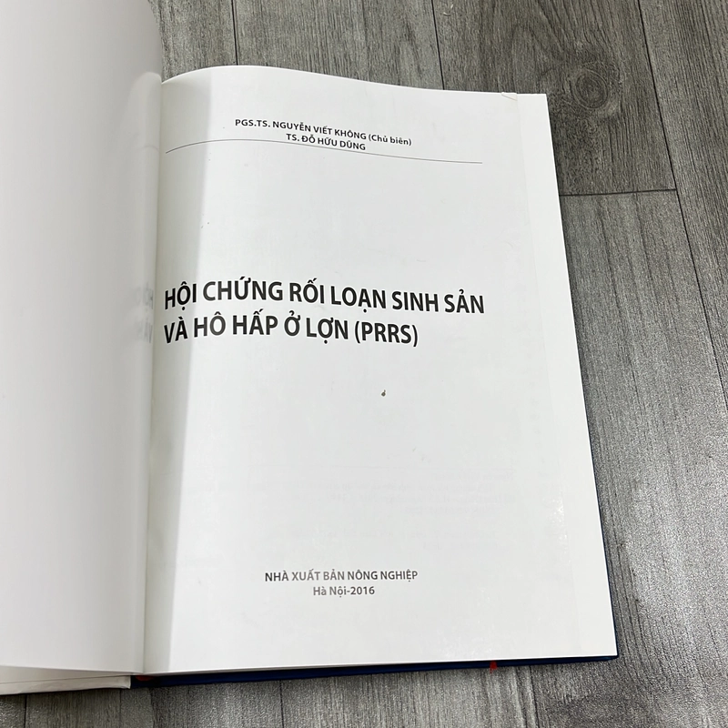 Hối chứng rối loạn sinh sản và hô hấp ở lợn. 8a2 539069