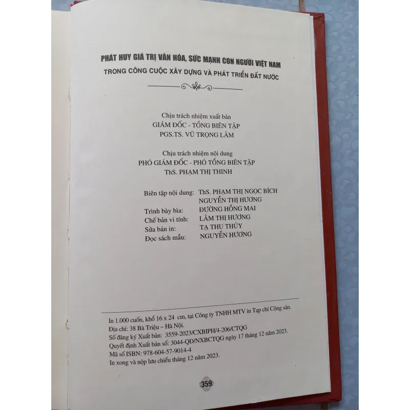 Sách chuyên khảo  933044