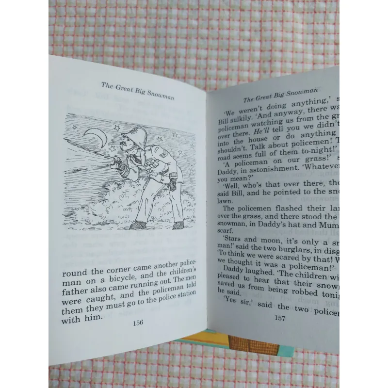 COMBO 2 CUỐN ENID BLYTON - WELL, REALLY, MR. TWIDDLE!
✨ THE MAGIC BRUSH AND OTHER STORIES 974944
