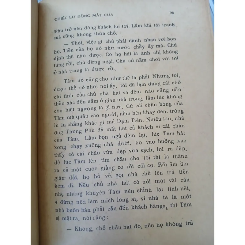 CHIẾC LƯ ĐỒNG MẮT CUA - NGUYỄN TUÂN 757719