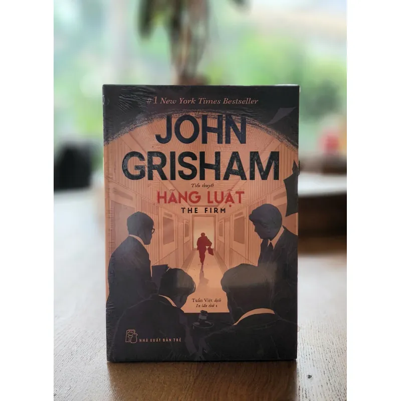 Tiểu thuyết pháp lý của John Grisham - HÃNG LUẬT 712321