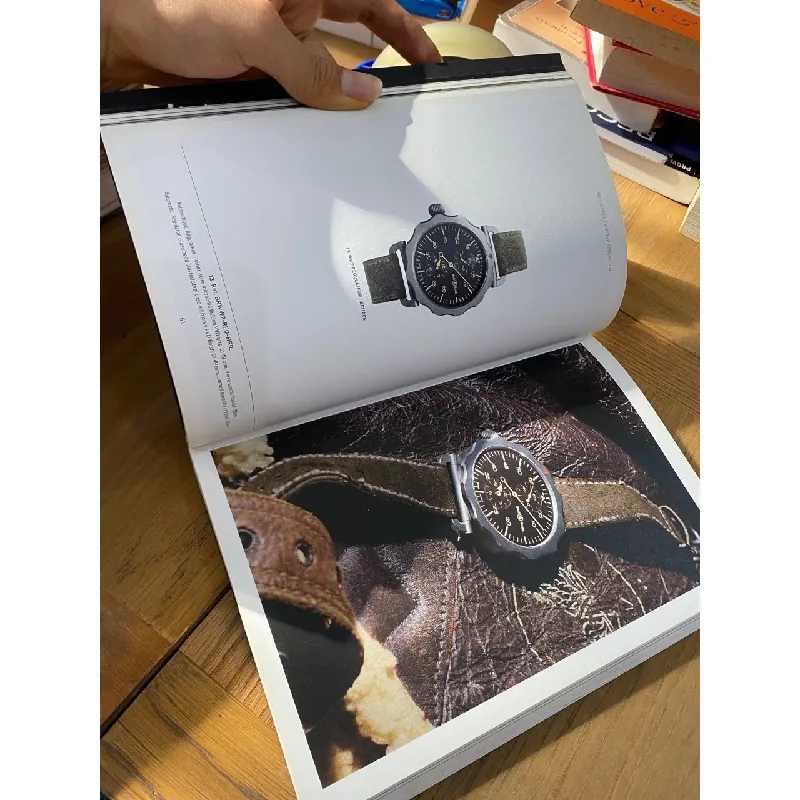 Catalogue Catalog - Bell & Ross 562607