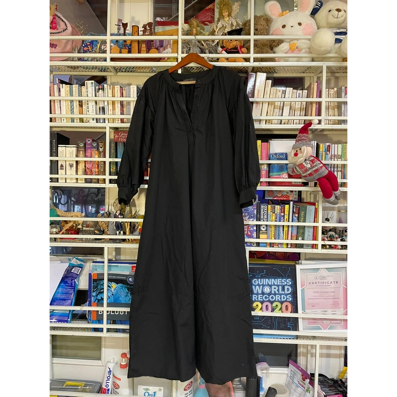 Đầm đen Size L 521540