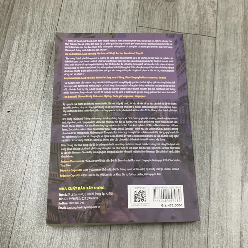 Bên trong các thành phố thông minh, địa điểm, chính trị và đổi mới đô thị.  707135