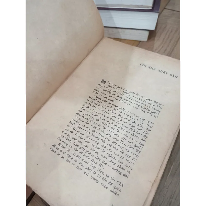 Bộ mặt thật CIA - Thiết Vũ, Hải Âu 693051