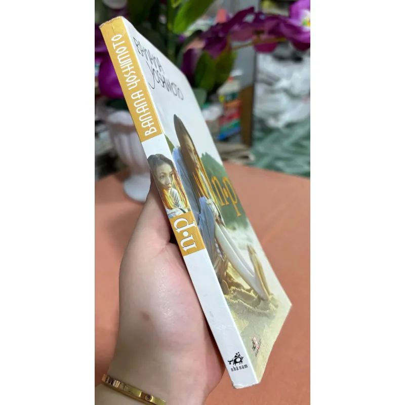 n.p Banana Yoshimoto 🌊 673938