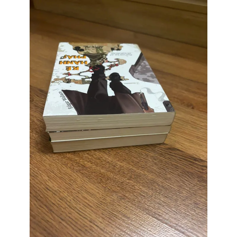 Combo Eedgar Wallace - Vòng Tròn Máu, Kẻ Hành Pháp, Bộ Ba Quái Hiệp 797624