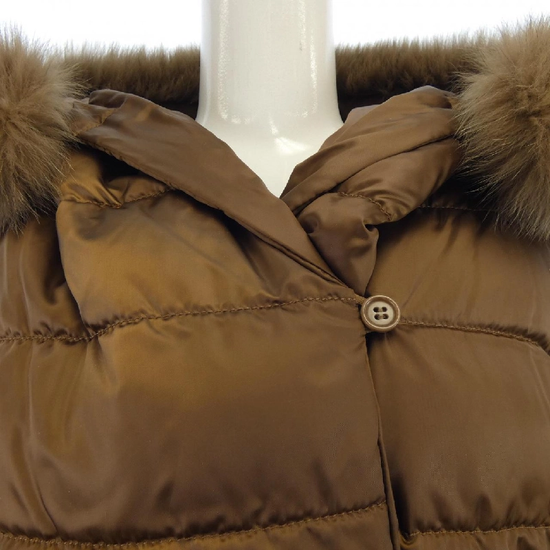 【Khuyến mãi】Áo khoác lông vũ Max Mara 641512