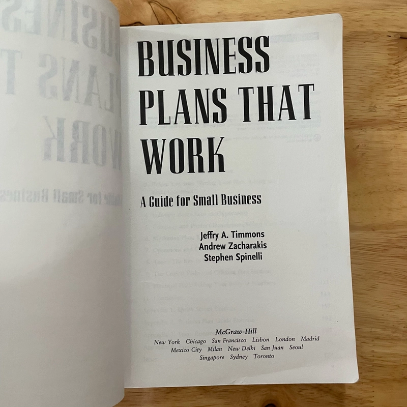II Business Books: Business Plans That Work _ A Guide For Small Business - 2004 472382