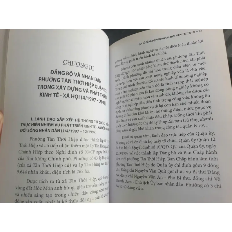 Sách Lịch Sử Đảng Bộ Phường Tân Thới Hiệp 1997-2010 - Nhà Xuất Bản Văn Hóa 697485