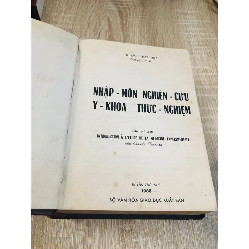 Combo sách y khoa cổ – chủ cũ đóng chung bìa cứng nhiều phần lộn xộn với nhau ( 925773