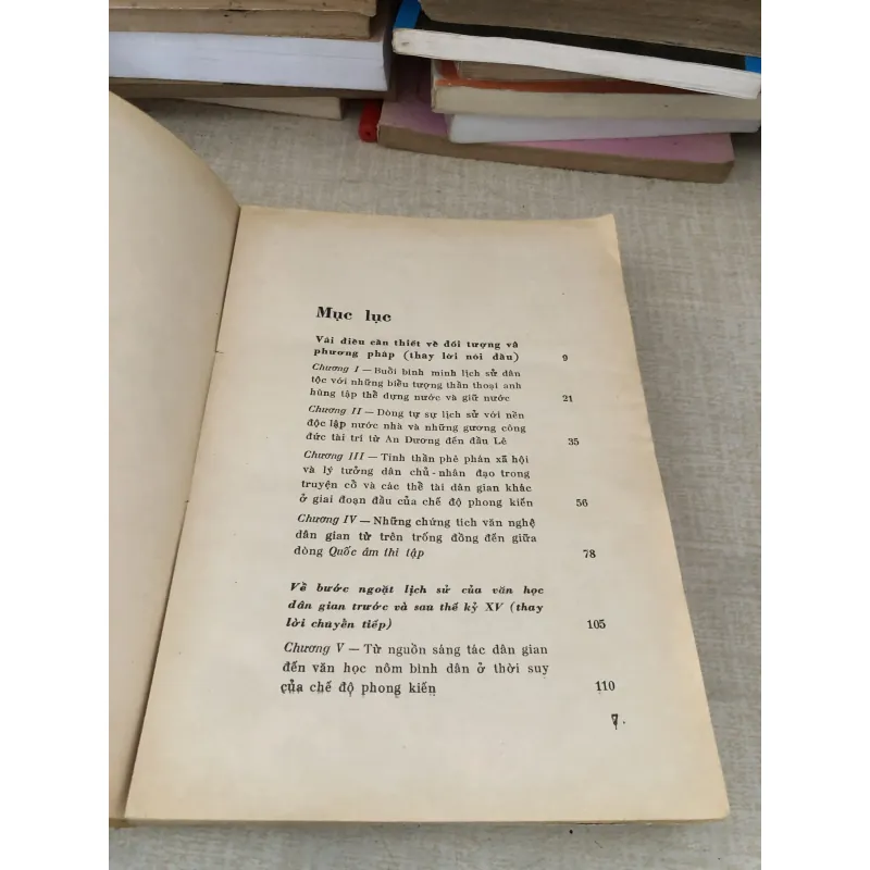 Tìm hiểu tiến trình văn học dân gian Việt Nam 997198