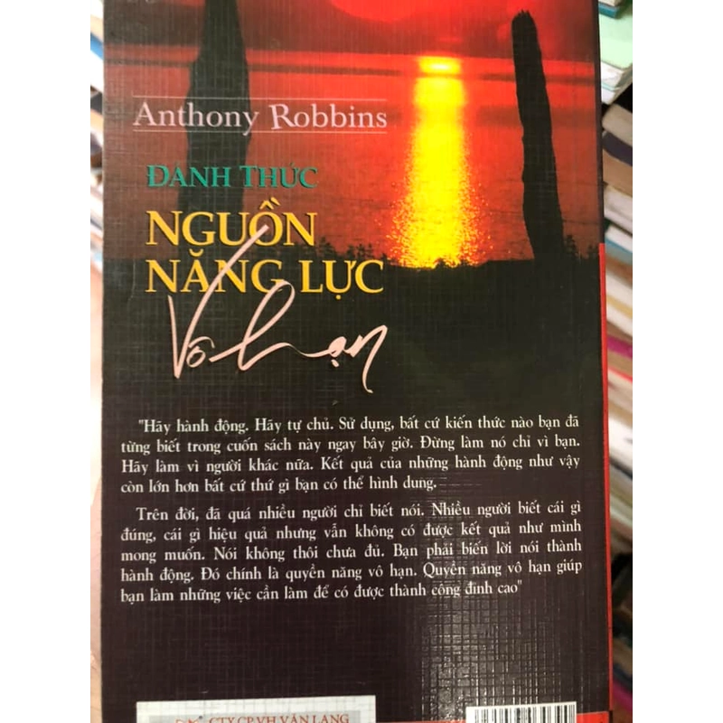 Sách Đánh thức nguồn năng lượng vô hạn - Anthony Robbins 306433