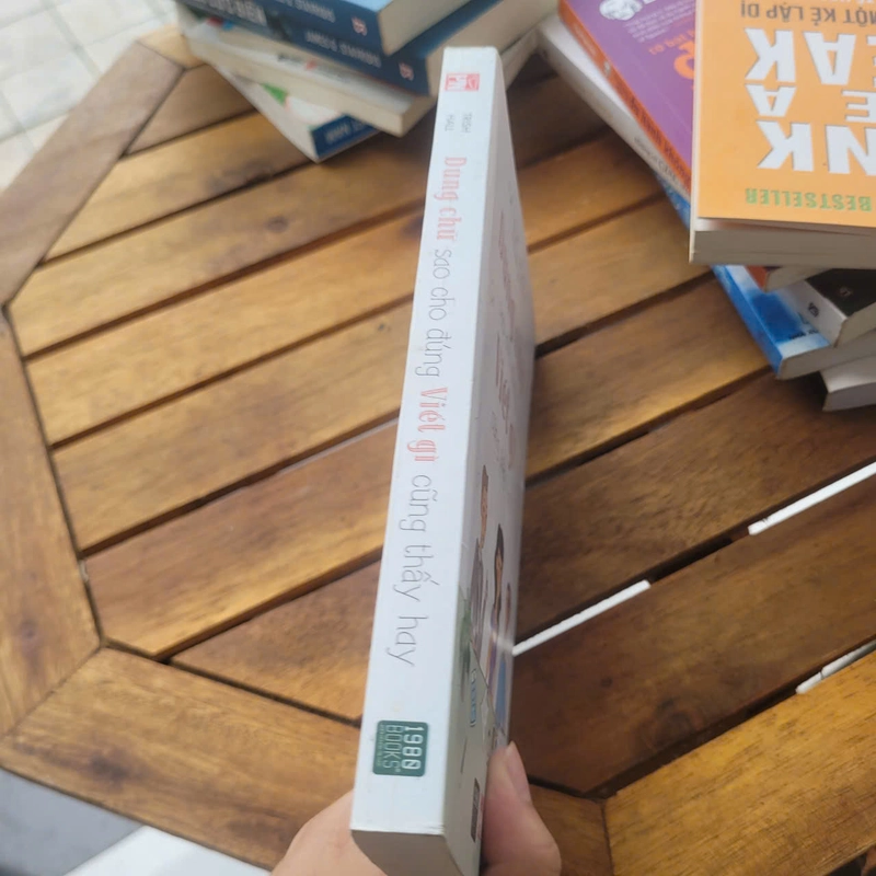 Dùng chữ sao cho viết gì cũng thấy hay	Trish Hall 519200