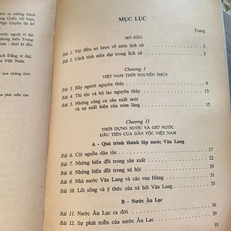 Sách giáo khoa Lịch sử 6, in năm 1999 706729