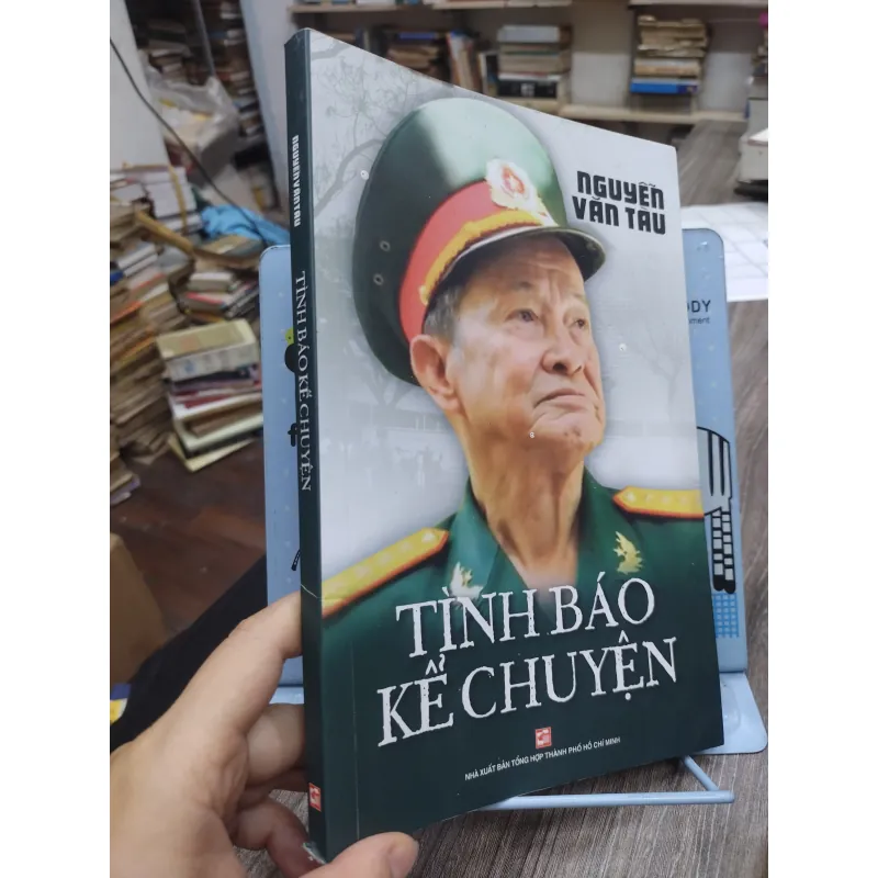 Sách: Tình báo kể chuyện - Nguyễn Văn Tàu (A2) 717112