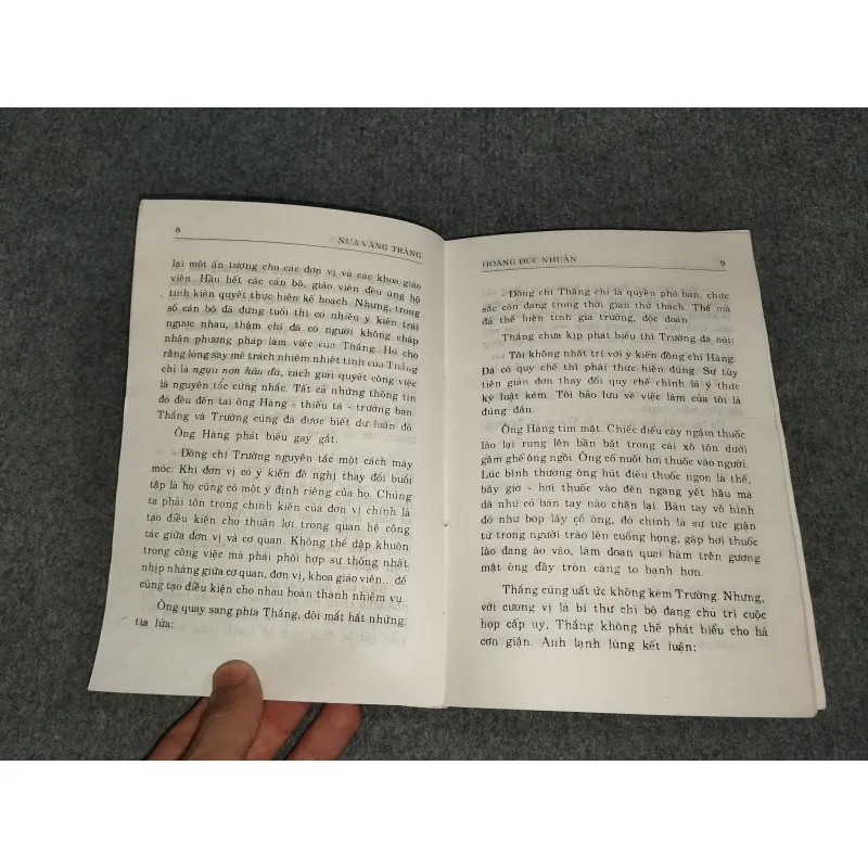 NỬA VẦNG TRĂNG - HOÀNG ĐỨC NHUẬN 588731