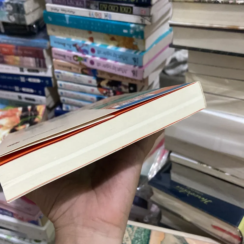 (văn học) - Vang rộn tiếng ve - Fujisawa Shuhei 1003497