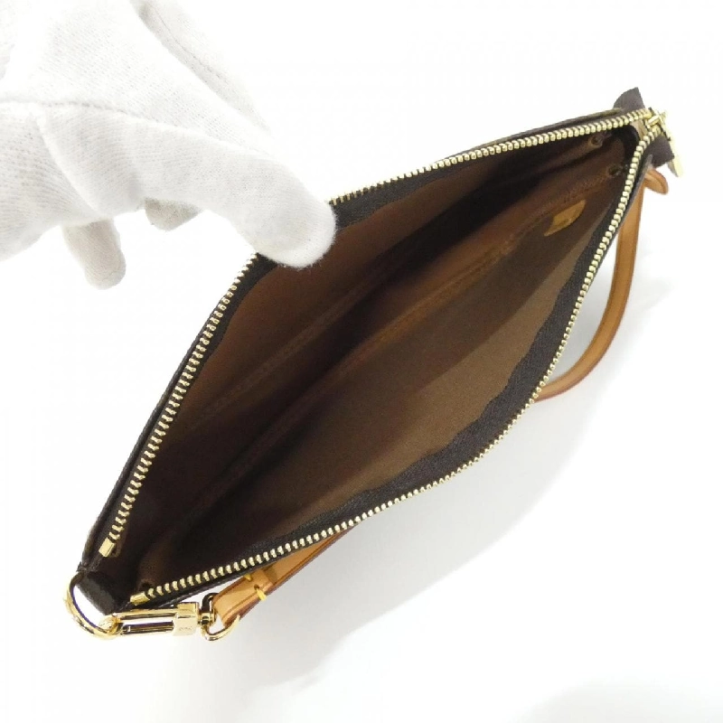 Túi xách Louis Vuitton Monogram Cherry Pochette Accessoires M95008 - Hàng hiệu chính hãng 769018