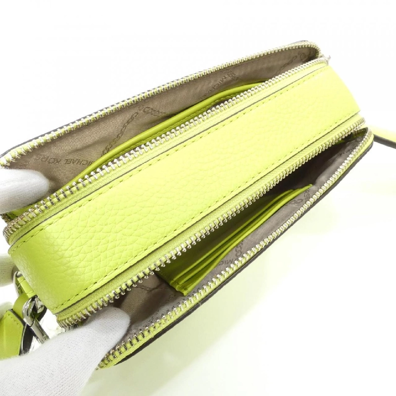 Túi xách vai JET SET 32S3SJ6C1L của Michael Michael Kors - Hàng hiệu Chính hãng 801384