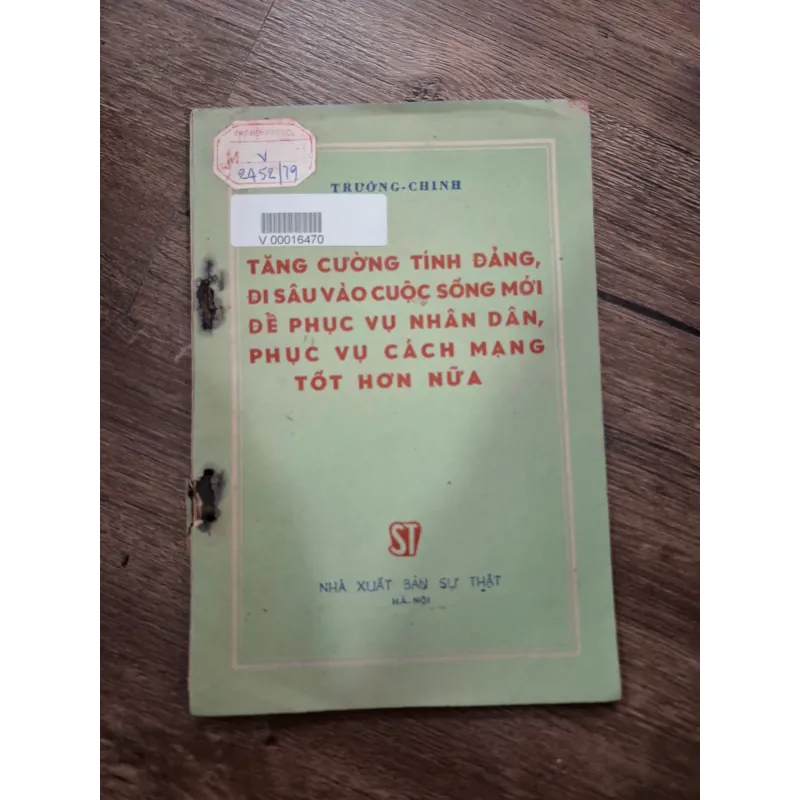 Trường-Chinh: Tăng cường tính Đảng, đi sâu vào cuộc sống mới để phục vụ nhân dân... 715979