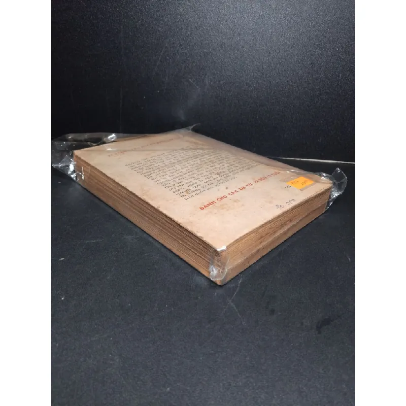 Không gia đình mới 80% bẩn bìa, ố vàng, tróc gáy nhẹ 1987 Héc - To Ma - Lô HCM2603 VĂN HỌC 414831