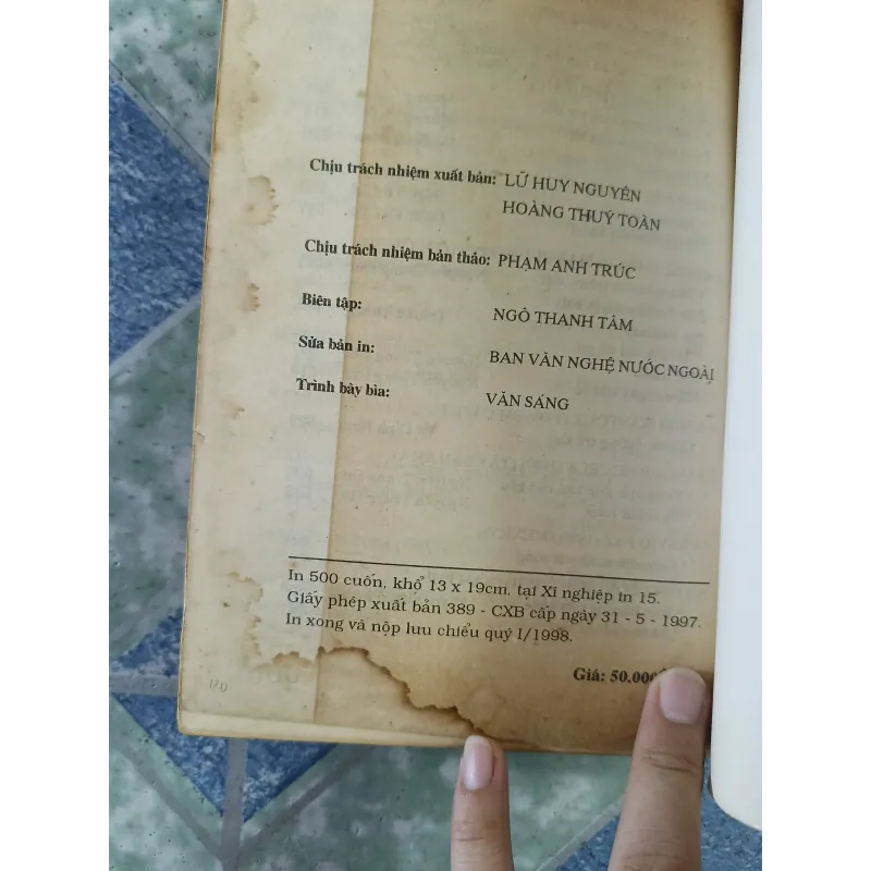 Tuyển tập truyện ngắn các tác giả đoạt giải Nobel 700367