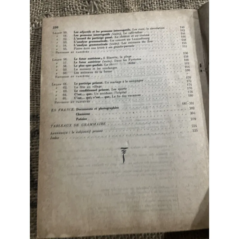 Cours de Langue et de Civilisation Françaises- tập 1; tác giả G. Mauger, 1005974