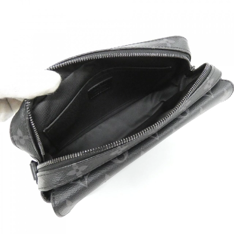 Túi đeo chéo Louis Vuitton Monogram Eclipse Steamer M45585 610613