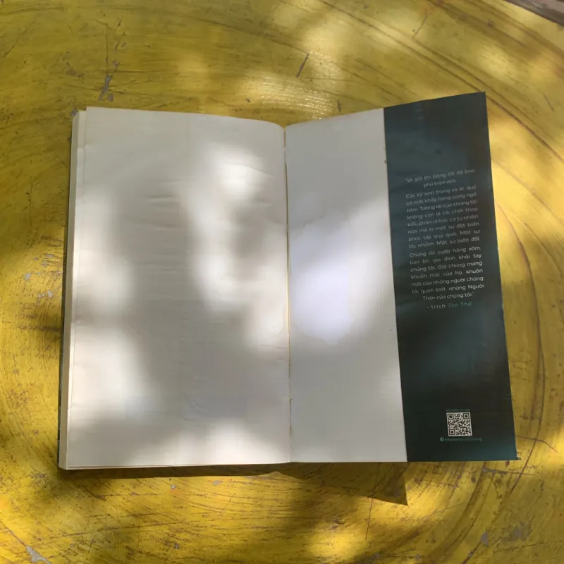 TÀN THẾ - GUILLERMO DEL TORO CHUCK HOGAN 937318