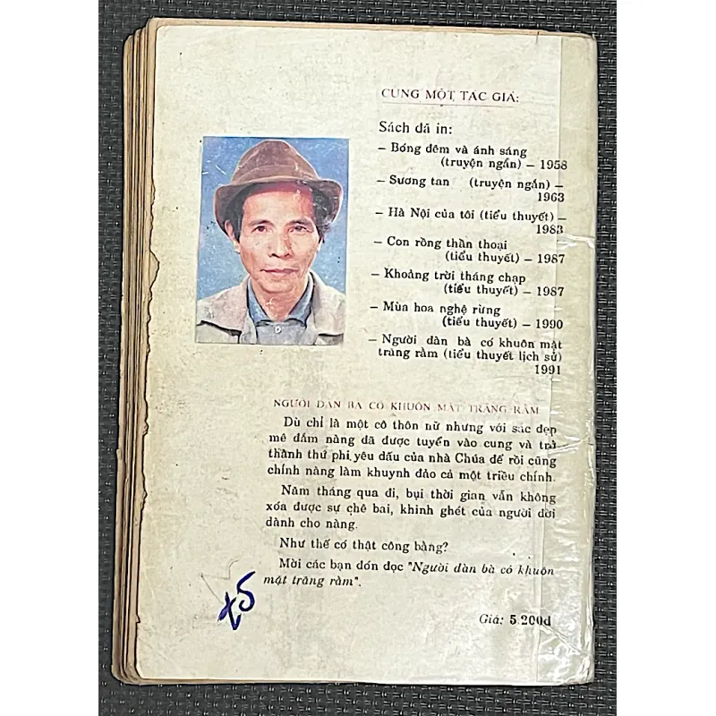 Người đàn bà có gương mặt trăng rằm 995839