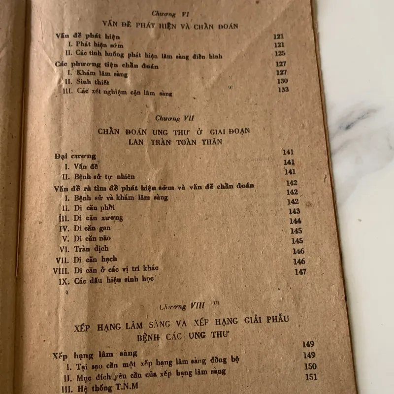 Ung thư học lâm sàng, Nguyễn Chấn Hùng 710755