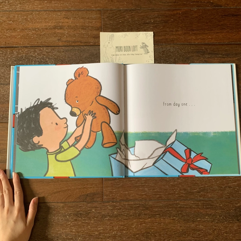 Sách ngoại văn Louis, Used, Bìa cứng, Khổ Lớn, Còn Bìa Áo 498035