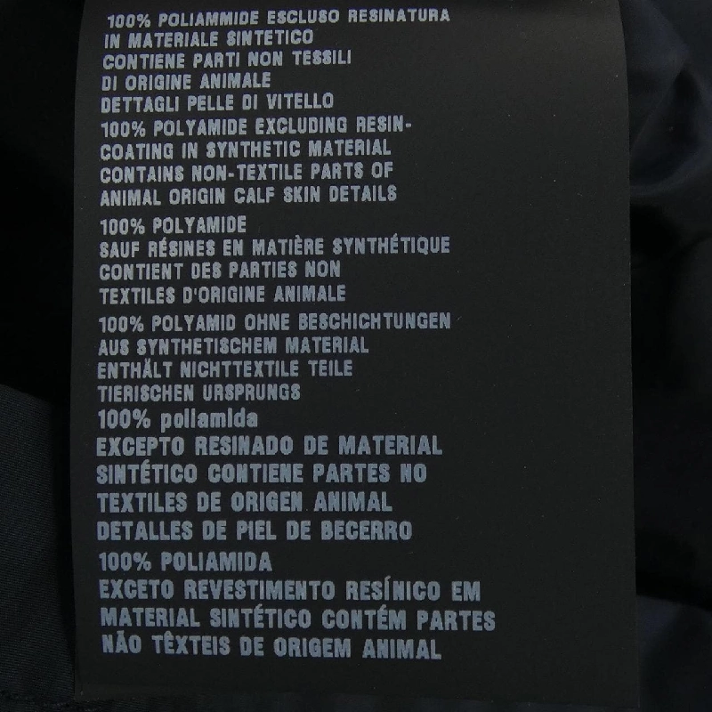 Áo khoác PRADA logo tam giác 291372 R191 Q04 - Hàng hiệu Chính hãng 821360