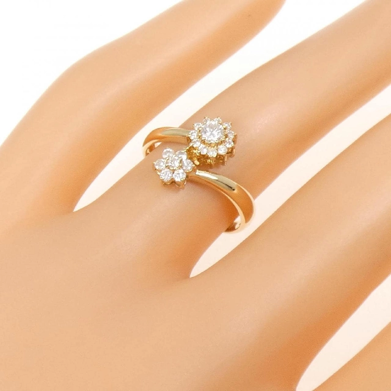 Nhẫn kim cương hoa K18YG 0.28CT 668987