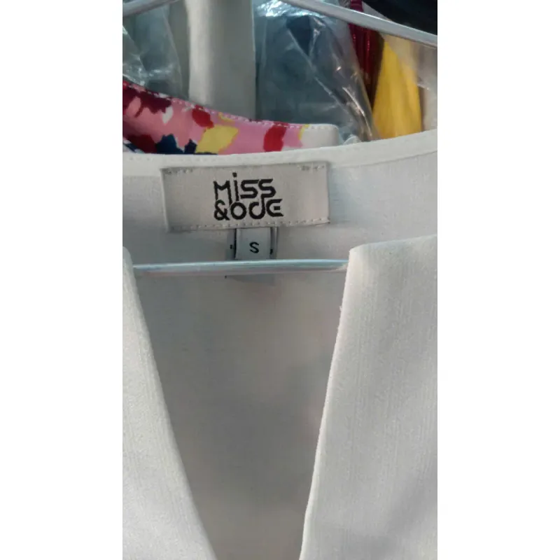 Set đầm trắng size S giá 75k 1009435