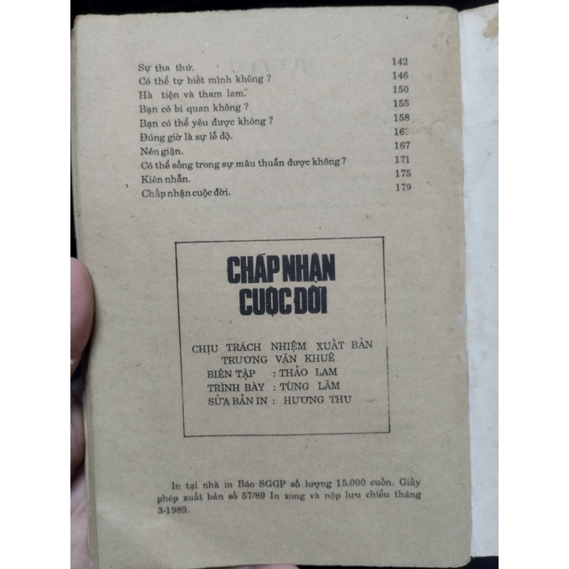 Chấp Nhận Cuộc Đời" của tác giả Luise Rinser, do Nguyễn Hiến Lê dịch.  (1989) 496566