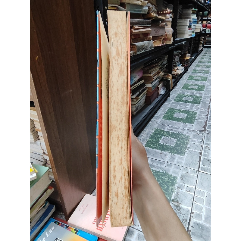 Những điều khó đỡ khách hàng nói trong hiệu sách - Jen Campbell 433245