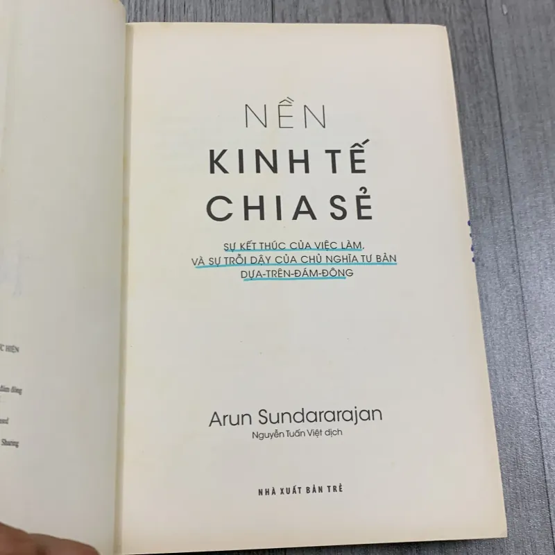 Nền kinh tế chia sẻ - arun sundararajan. 6a1 756422