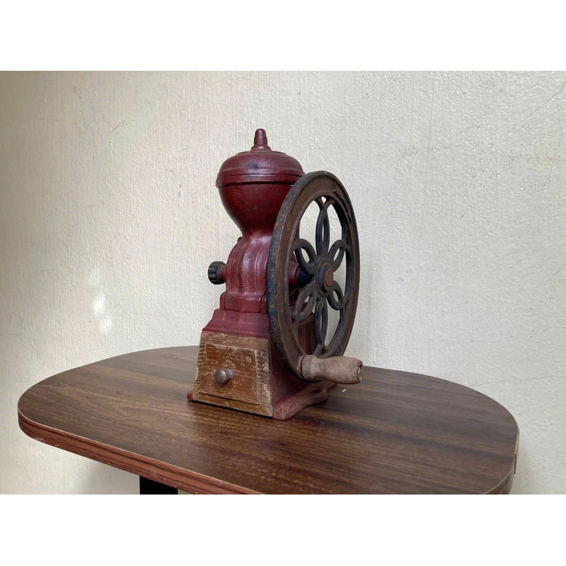 Máy xay cafe bằng tay Kalita thân gang độc lạ .nặng 3kg 532424