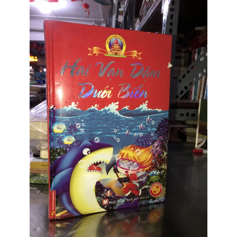Hai vạn dặm dưới biển - Jules Verne 761992