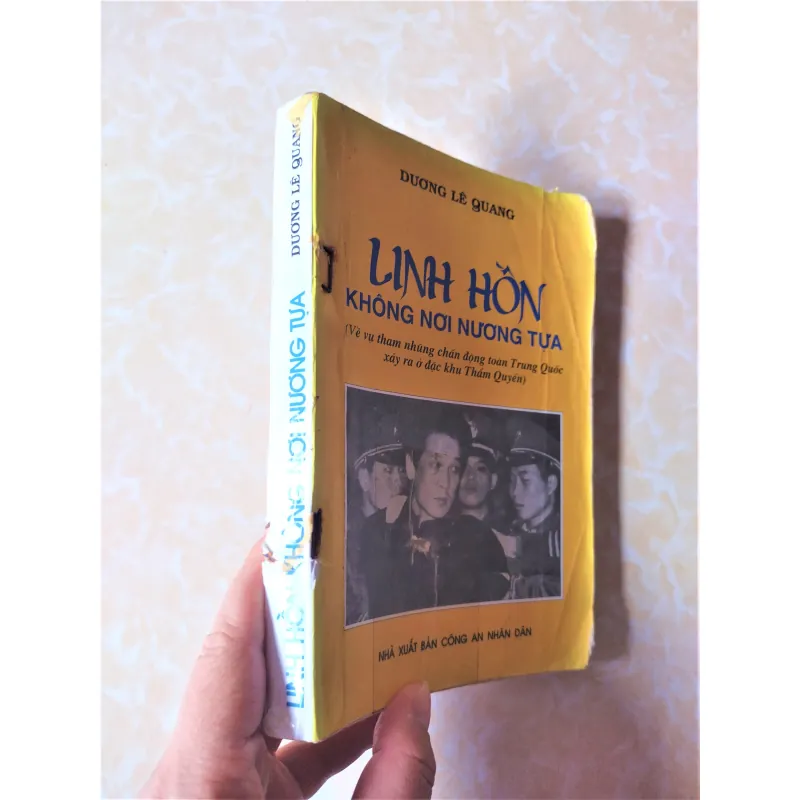 Sách: Linh hồn không nơi nương tựa -   Tác giả: Dương Lê Quang 714092